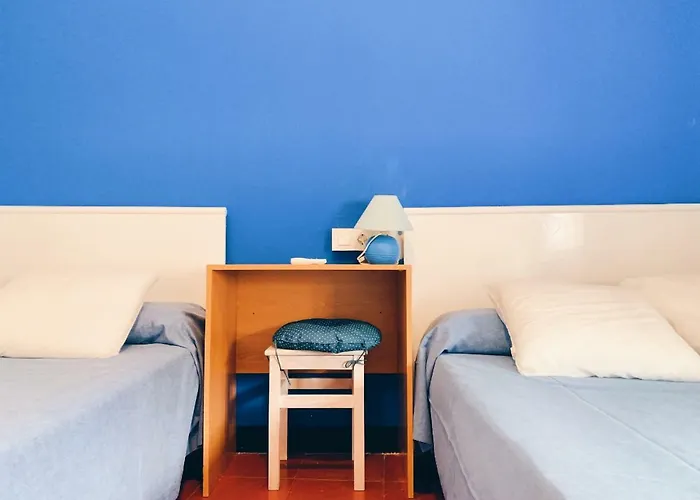 Hostal Portbou