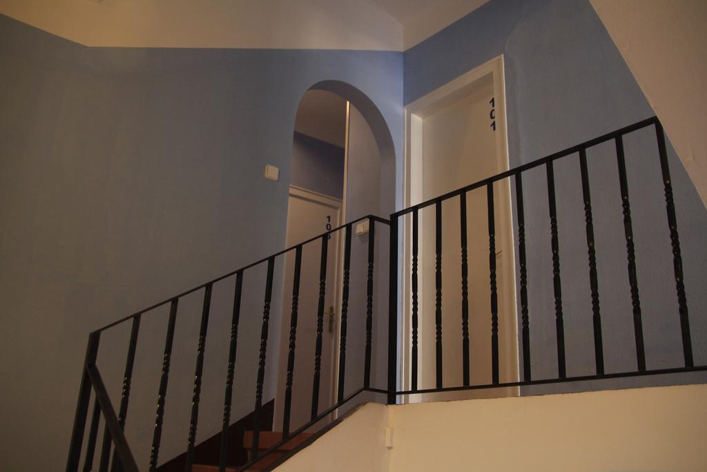 Hostal Portbou Guest house Portbou