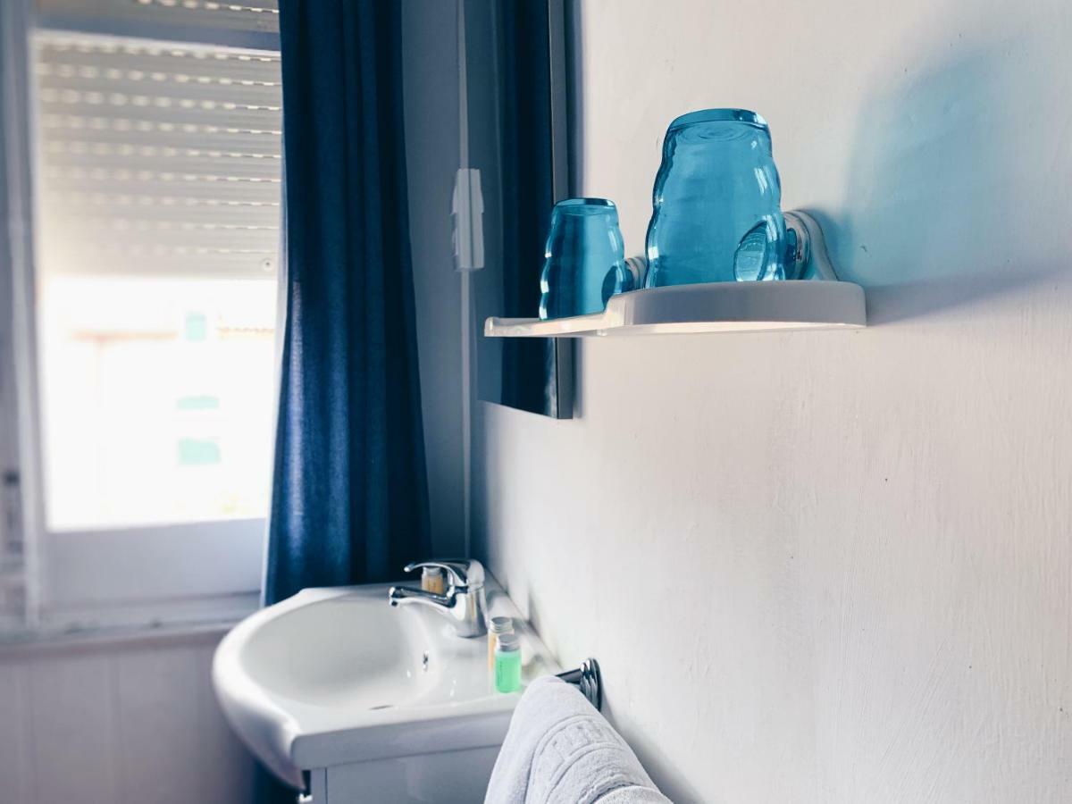 Guest house Hostal Portbou