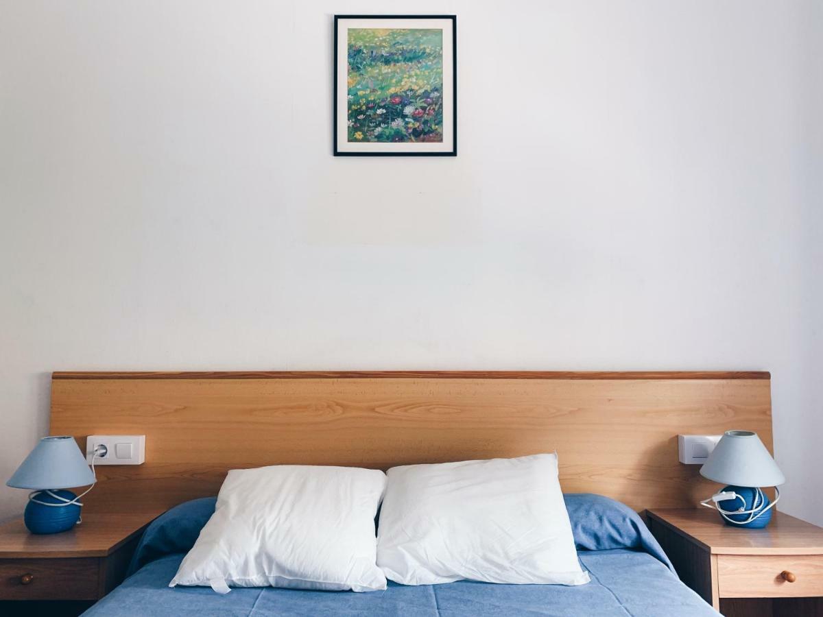 Hostal Portbou Guest house 5*