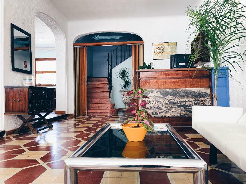 Hostal Portbou Portbou